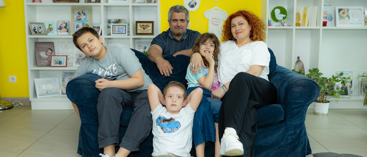 1of15000_Dora_1200x515 1of15000_Dora_1200x515